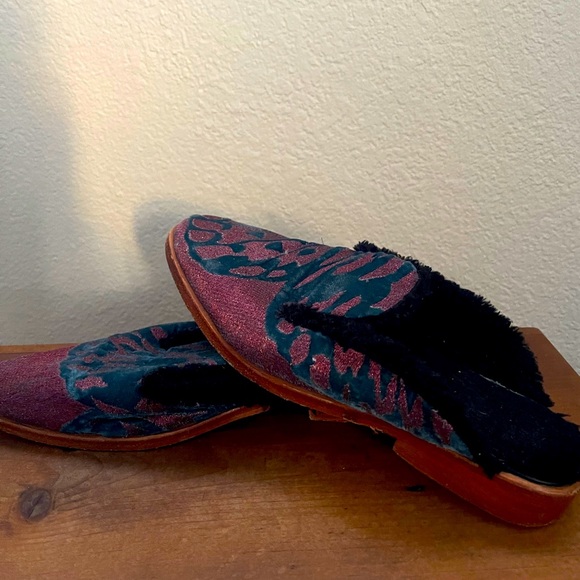 Free People, fur lined, metallic, mules - Picture 5 of 9